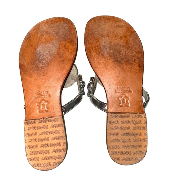 MYSTIQUE Vintage Leather Crystal Rhinestone Jewel Thong Flip Flops Size 6 - Picture 8 of 9